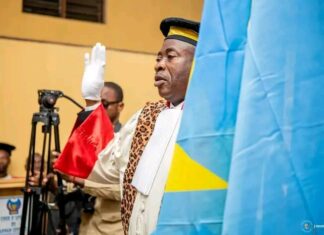 Justice : « Je jure de respecter la constitution et les lois de la République Démocratique du Congo et de remplir loyalement et fidèlement avec honneur et dignité, les fonctions qui me sont confiées » le Nouveau Premier Président de la Cour d’appel du Kongo – Central et le procureur général près cette cour ont renouvelé leur serment avant d’entrer en fonction